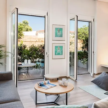 Apartment No17 Pireos Street