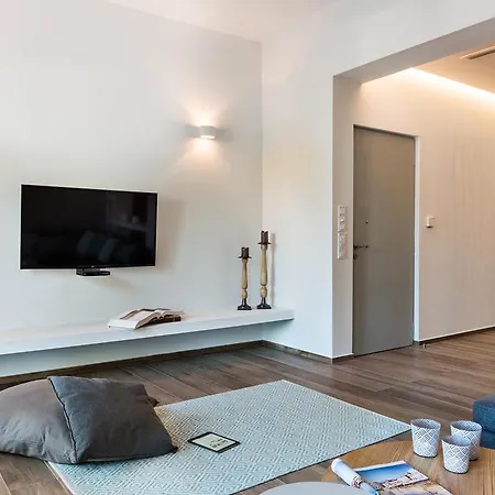 Apartment No17 Pireos Street